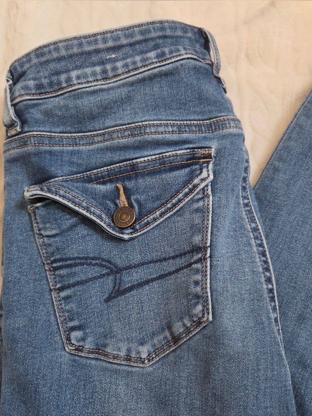 American Eagle Women's Blue Casual Jeggings With Button Detailing 6 Short - Picture 2 of 6